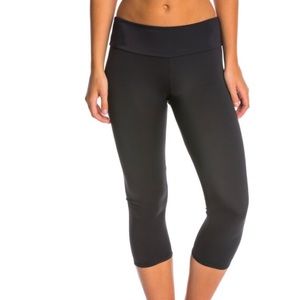 Onzie midrise leggings in black